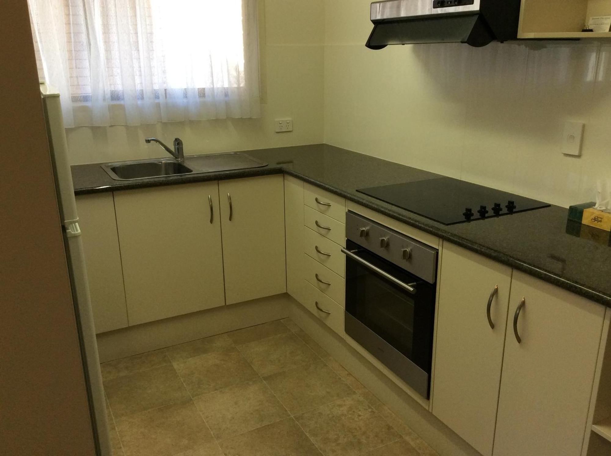 Jacaranda Place Motor Inn Toowoomba Δωμάτιο φωτογραφία