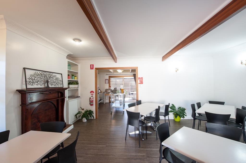 Jacaranda Place Motor Inn Toowoomba Εξωτερικό φωτογραφία